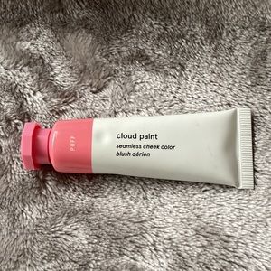 Glossier Cloud Paint Puff